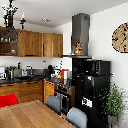 Maison La Capucine Sur Quai De Seine, Wifi, Machine A Laver, Parking Prive Gratuit Vernon  Exterior foto