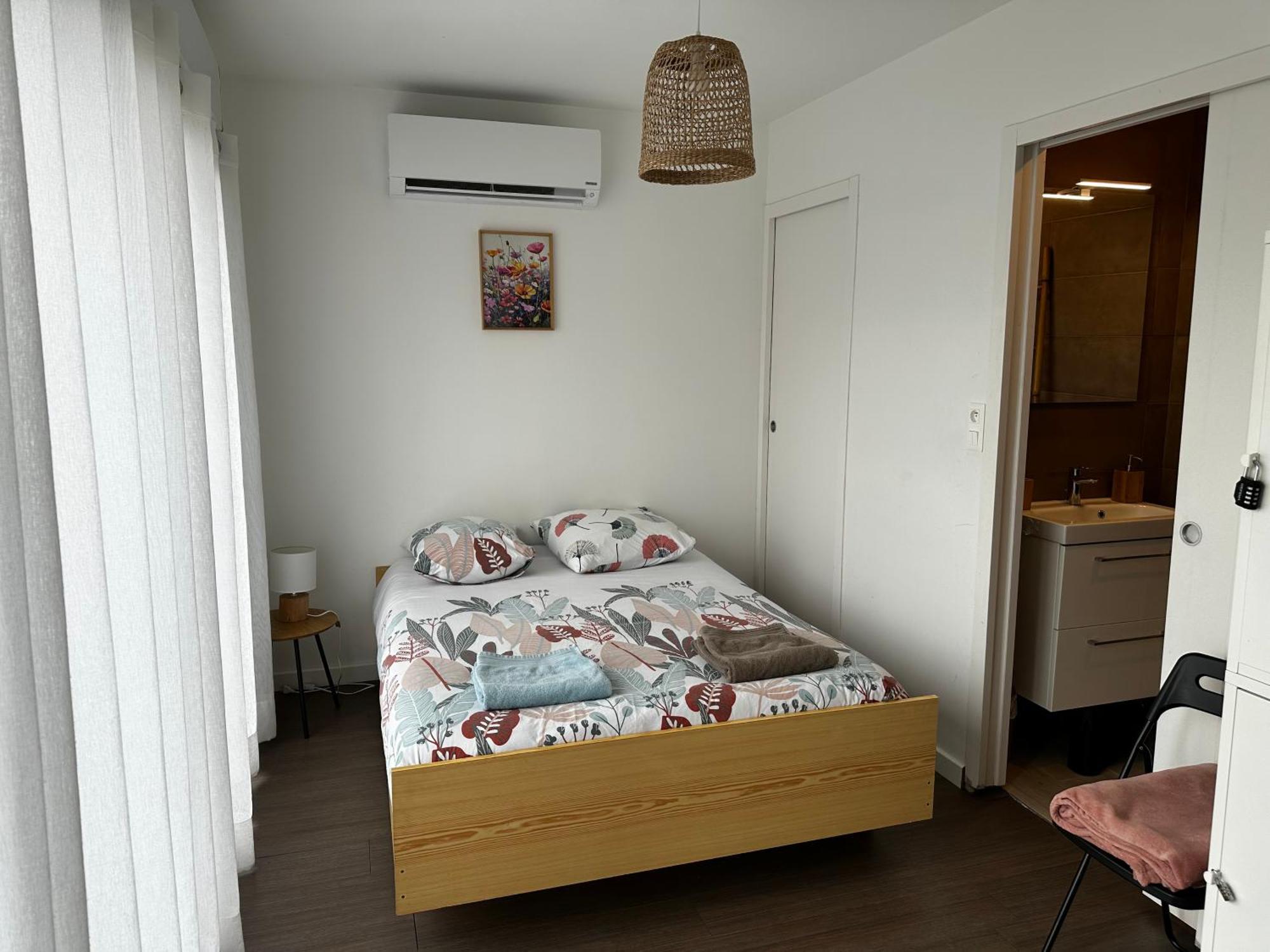 Maison La Capucine Sur Quai De Seine, Wifi, Machine A Laver, Parking Prive Gratuit Vernon  Exterior foto